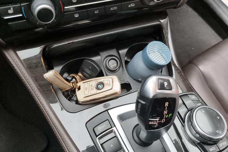 Used BMW 5 Series 2014 525Li Luxury Design Package
