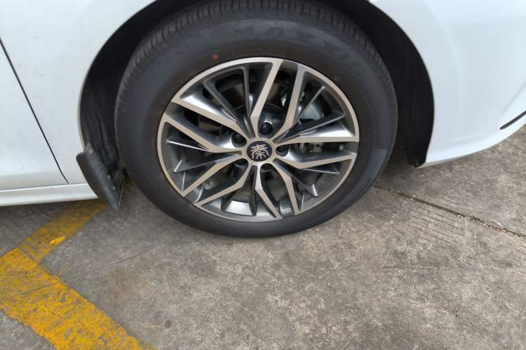 Used BYD Qin PLUS 2021 DM-i 55KM Flagship Model
