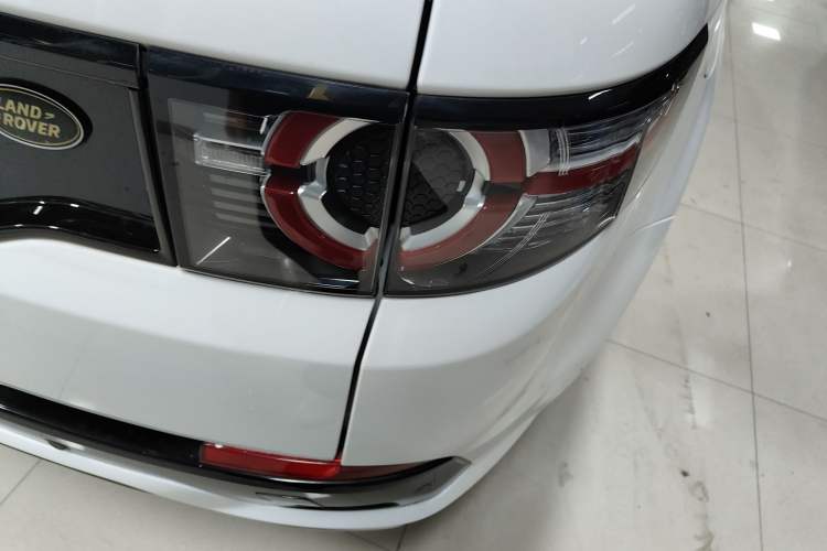 Used Land Rover Discovery Sport 2019 240 PS SE Dynamic Version China V Standard Right Rear Taillight