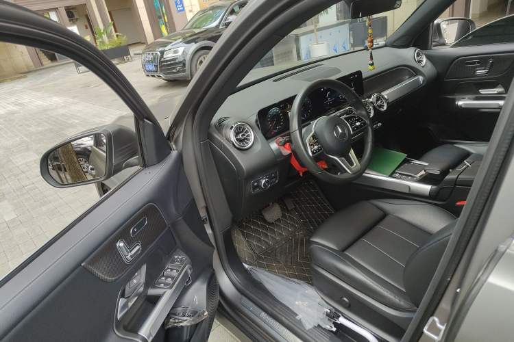 Used Mercedes-Benz GLB 2020 Facelift GLB 200 Fashion Edition
