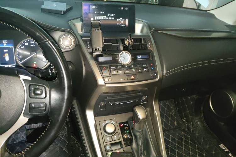 Used Lexus NX 2015 200 All-Wheel Drive Fēngshàng Edition
