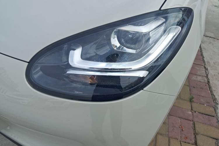 Used Wuling Bingo 2024 203km Light Edition Left Front Headlight