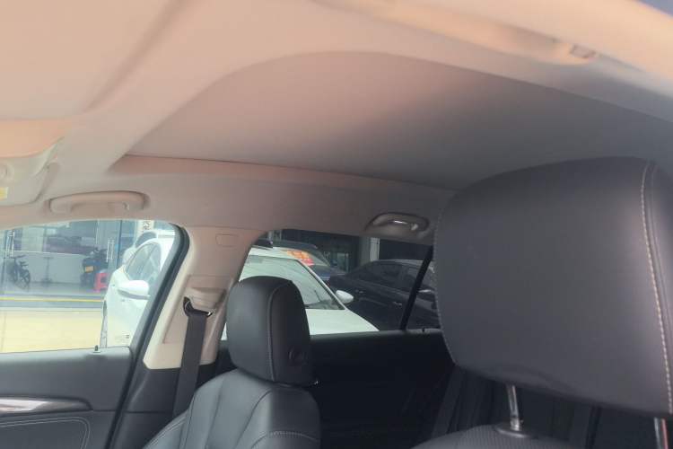 Used Buick Envision 2022 Encore Plus 652T Five-Seat Luxury Model