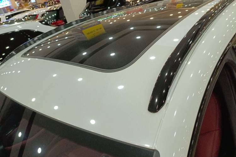 Used Porsche Macan 2021 Macan 2.0T Roof