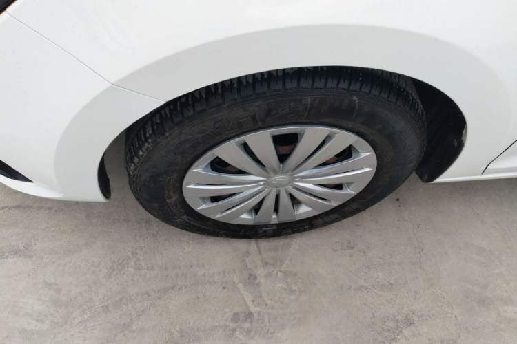 Used Volkswagen Santana 2019 1.5L Automatic Fashion Edition China VI Left Front Wheel Hub