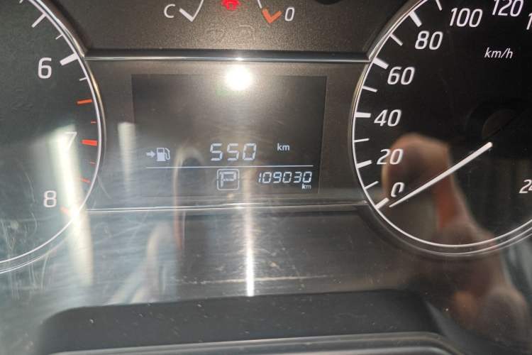 Used Nissan Tiida 2016 1.6L CVT Cool Dynamic Edition
