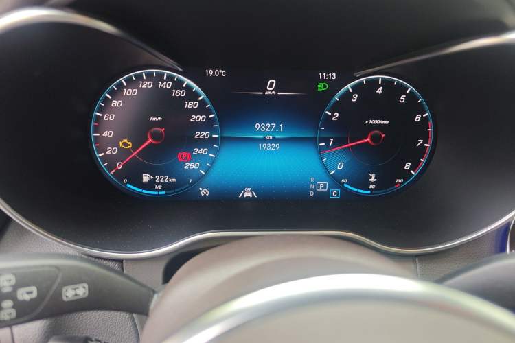 Used Mercedes-Benz GLC 2021 GLC 300 L 4MATIC Dynamic Model Odometer Close Up