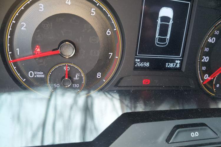 Used Volkswagen Lavida 2019 280TSI DSG Luxury Edition China VI Standard Odometer Close Up