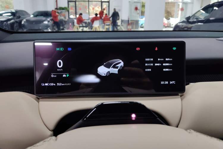 Used Nio ET5T 2023 75 kWh Touring