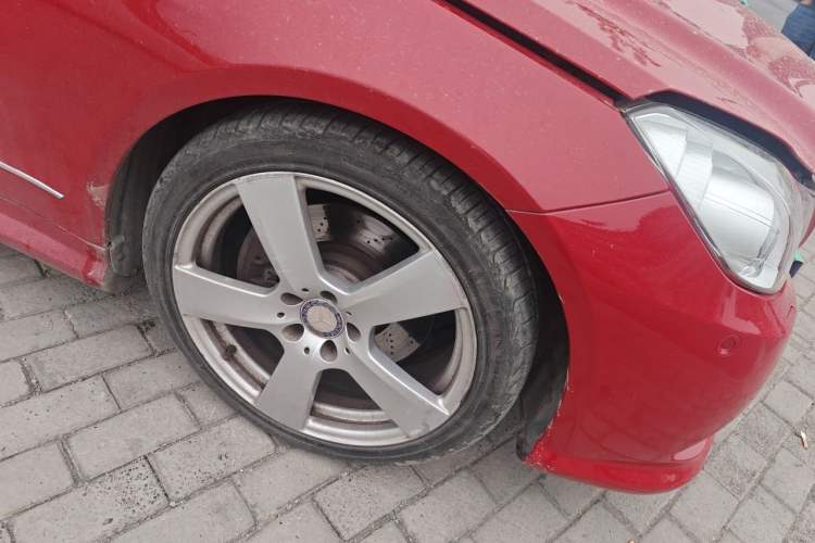 Used Mercedes-Benz E-Class 2012 E 200 CGI Coupe Right Front Wheel Hub