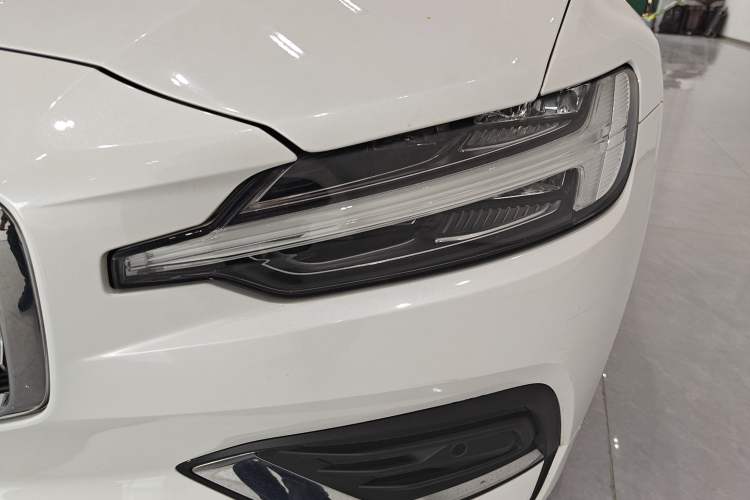 Used Volvo S60 2021 T4 Zhiyi Luxury Edition