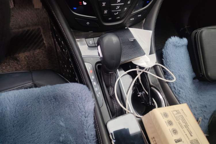 Used Buick Envision 2018 20T Two-Wheel-Drive Elite Model
