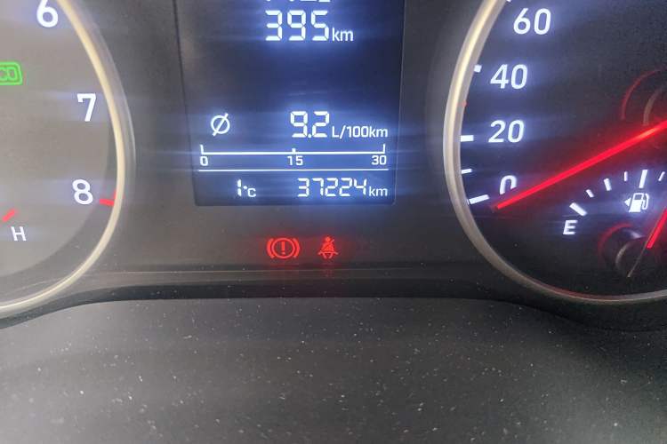 Used Hyundai Celesta 2018 1.6L Automatic GL Enjoyment Version China V Standard Odometer Close Up