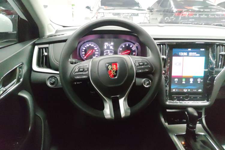 Used Roewe i6 2019 PLUS 1.6L CVT 4G Connected Flagship Deluxe Edition
