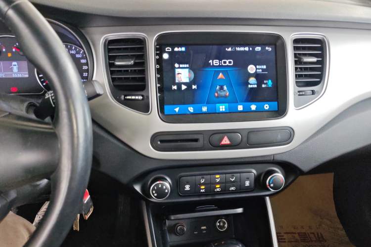 Used Kia Carens 2013 2.0L 7-Seater Automatic Standard Version China IV Standard