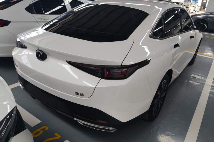 Used CHANGAN Eado 2024 1.5T GDI Automatic Prestige Edition
