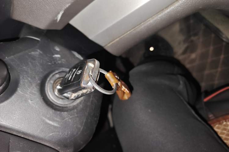 Used Honda CR-V 2012 2.0L two-wheel drive urban version
