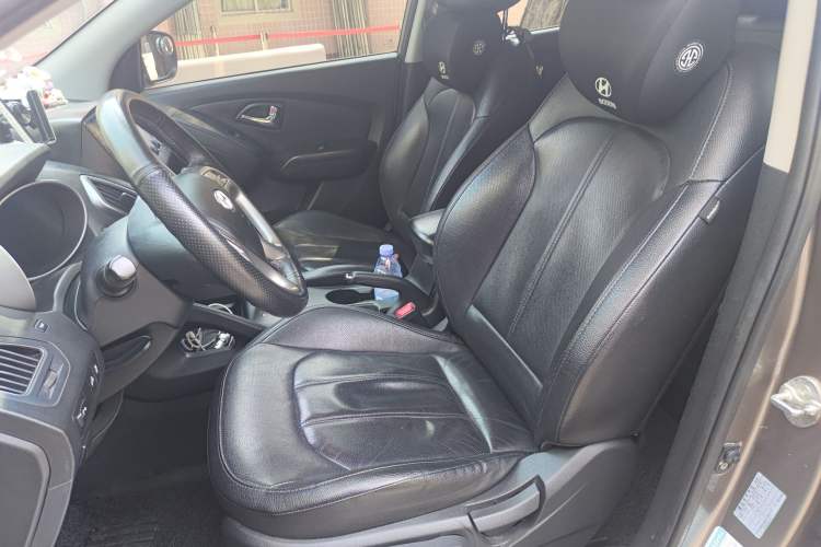 Used Hyundai ix35 2015 2.0L Automatic 2WD Smart Version China V Standard