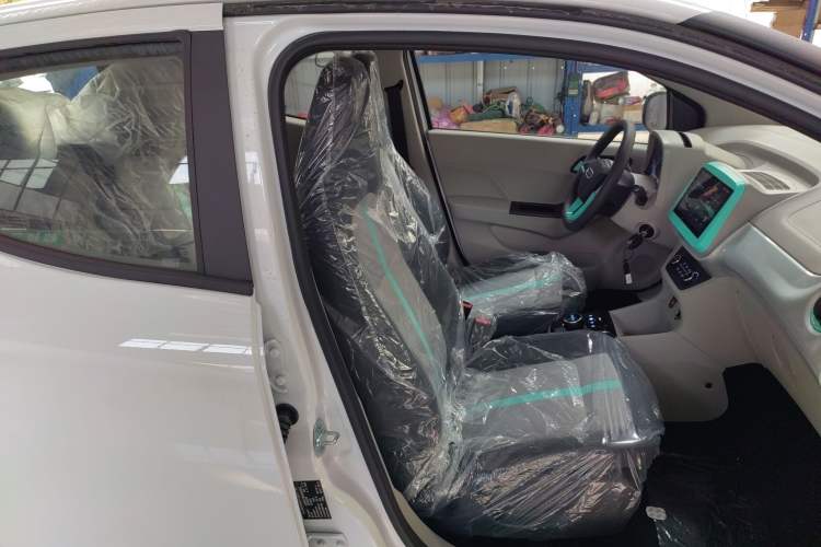 Used JMEV Xiao Qilin 2026 Model PLUS+ Comfort Version Right Front Seat