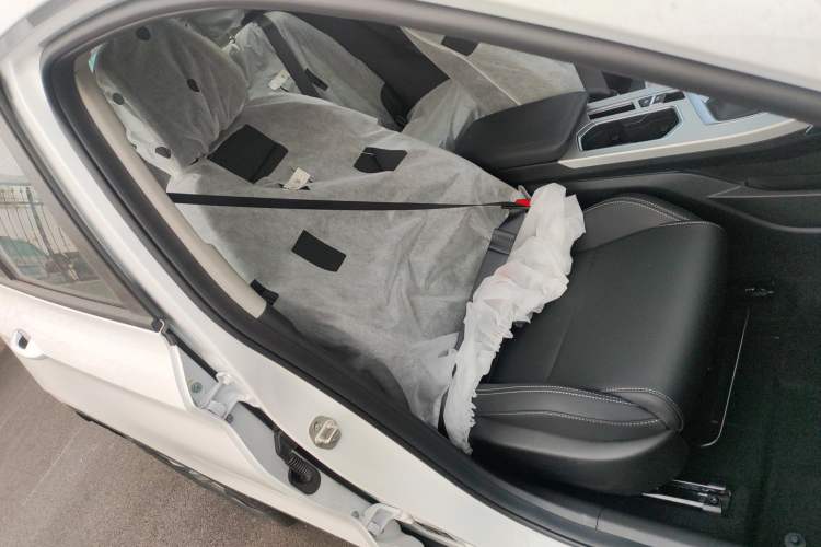 Used Geely Auto Coolray 2025 1.5L CVT Super Edition
