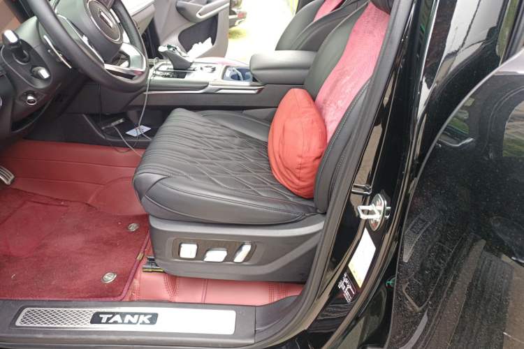 Used Tank 500 New Energy 2024 Hi4-T Black Warrior Edition Left Front Seat