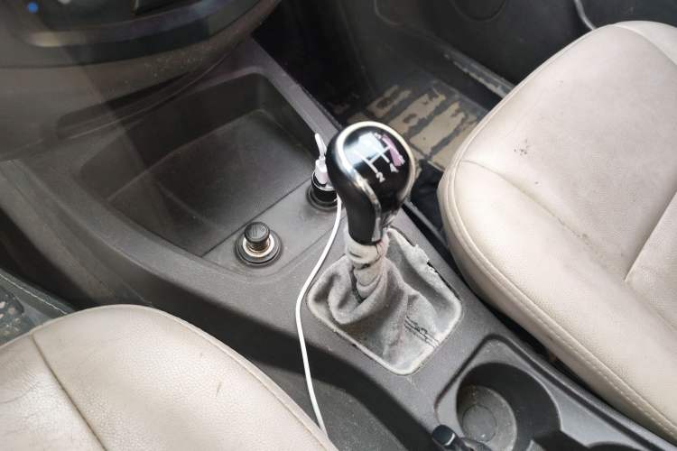 Used Wuling Hongguang 2015 1.5L S Basic Version China V Standard