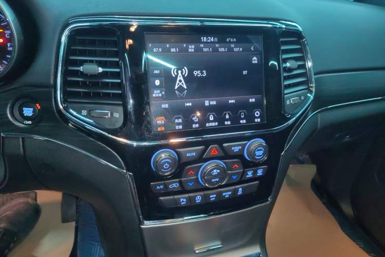 Used Jeep Grand Cherokee (Import) 2020 3.0L Elite Navigation Edition
