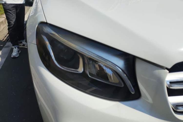 Used Mercedes-Benz GLC 2019 GLC 260 L 4MATIC Dynamic Model