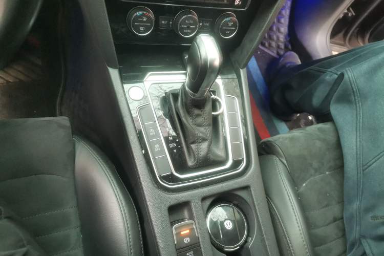 Used Volkswagen Magotan 2018 330TSI DSG Luxury Model