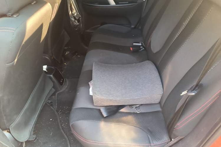 Used CHANGAN CX20 2014 1.4L Manual Sport Version China IV Standard