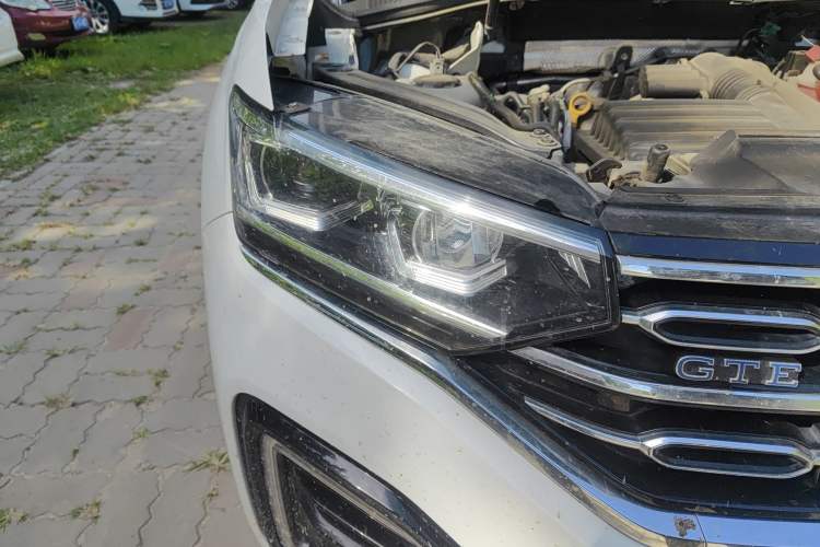 Used Volkswagen Tayron GTE Plug-in Hybrid 2022 1.4T Luxury Edition Right Front Headlight