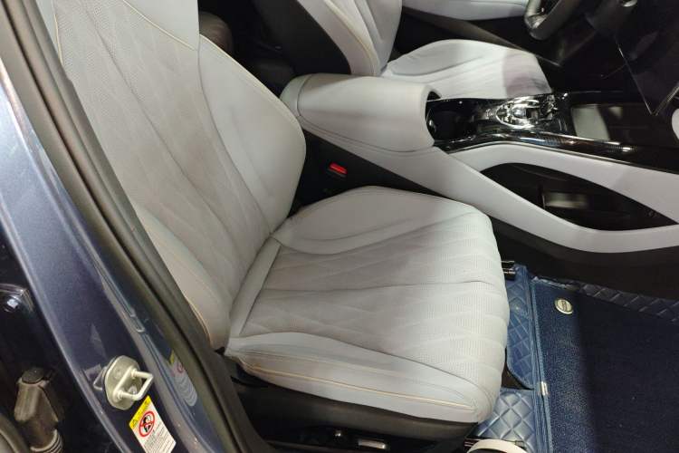 Used BYD Seal 2022 700 km Long-Range Rear-Wheel-Drive Version