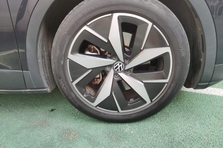 Used Volkswagen ID.4 CROZZ 2021 Long-Range PRO Two-Wheel Drive Version