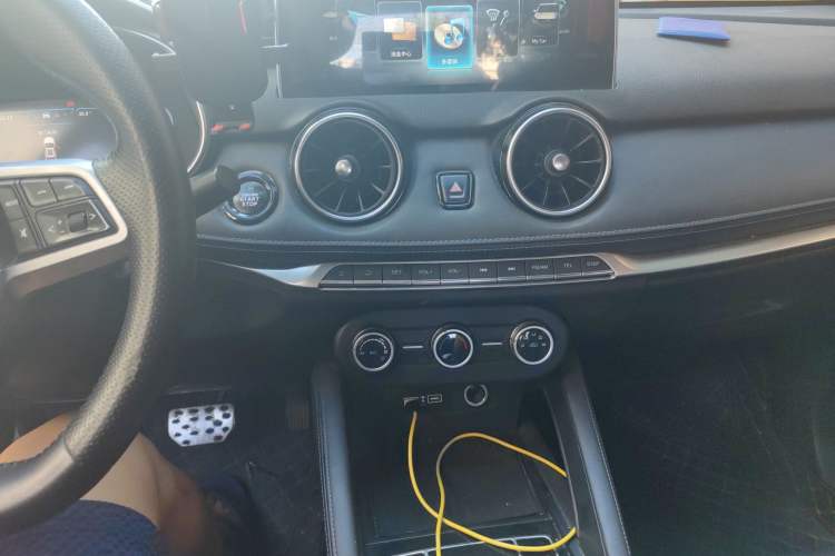 Used Dongfeng Fengon E3 2019 EV Zhiyue Model