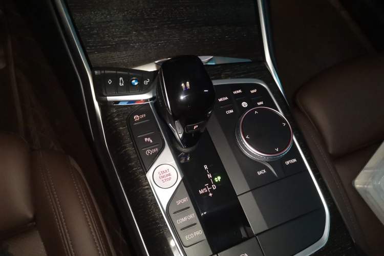 Used BMW 3 Series 2022 325Li M Sport Package Gear Lever