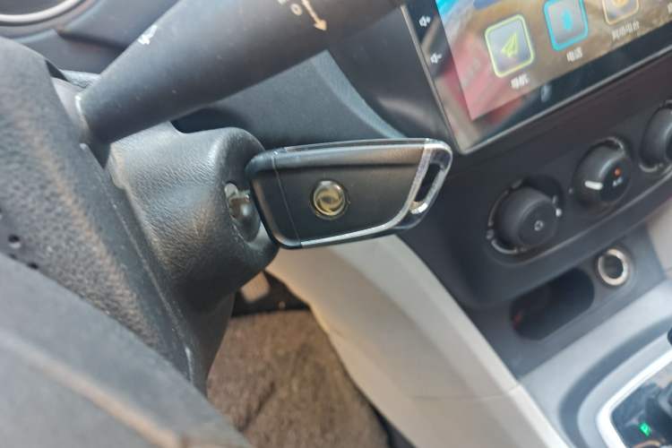 Used Dongfeng Aeolus L60 2015 1.8L Automatic New Enjoyment Model
