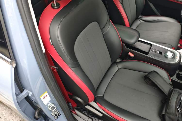 Used ORA Good Cat GT 2022 Mulan Edition 480km Long-Range续航 Right Front Seat