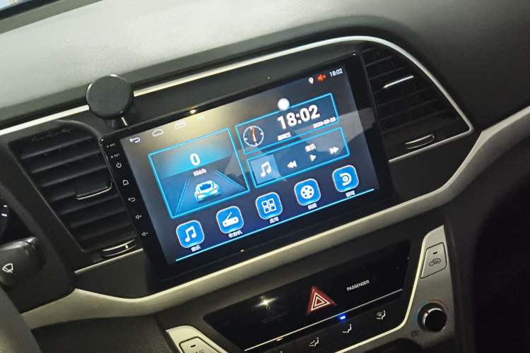 Used Hyundai Elantra (6th Generation / Lingdong) 2016 1.6L Manual ZhiXuan · Dynamic Model Audio And AC Panel