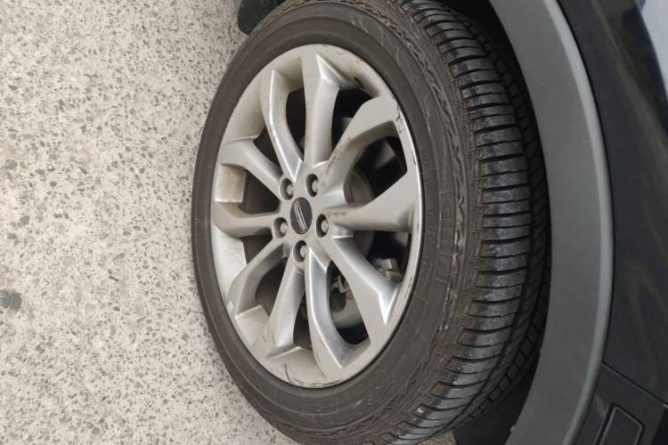Used Lincoln MKC 2019 2.0T Two-Wheel Drive Zunya Version China VI Standard
