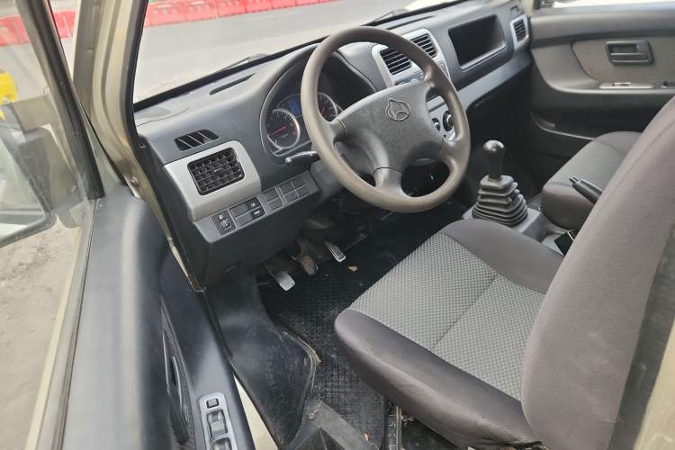 Used CHANGAN KAICHENG Star 9 2015 1.5L Base Version 4G15S