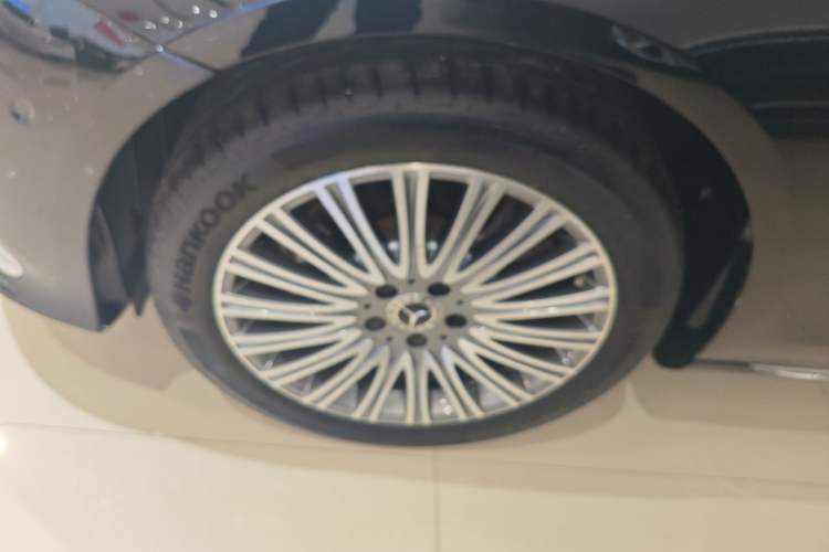 Used Mercedes-Benz E-Class 2022 Revised Version E 300 L Luxury Edition
