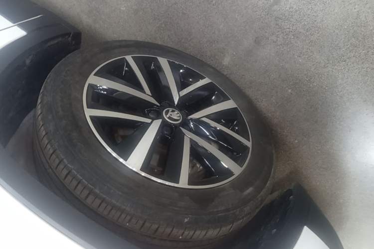Used Skoda Kamiq 2023 Revised 1.5L Automatic Comfort Edition