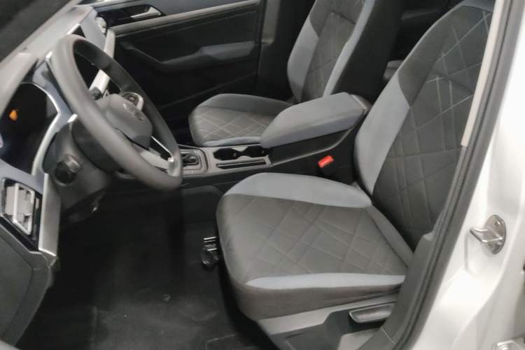 Used Volkswagen Lavida 2023 1.5L Automatic De Yi Edition Left Front Seat