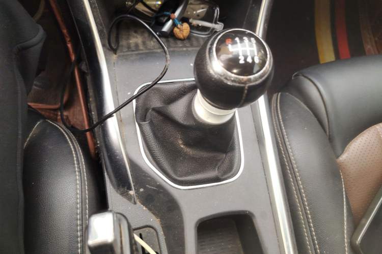 Used BYD Song 2017 Gaishi Upgrade Edition 1.5TI Manual Leading Model