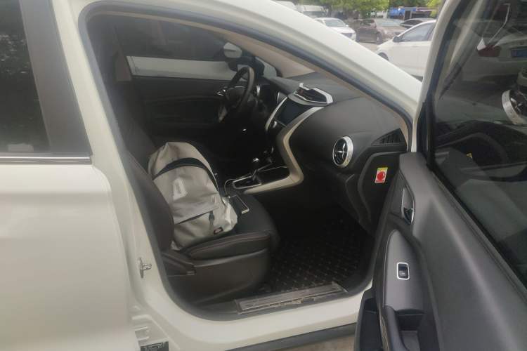 Used BYD Yuan 2016 1.5L Automatic Luxury Version
