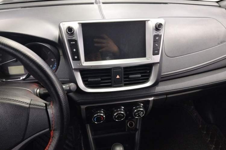 Used Toyota YARiS L Zhi Xuan 2016 Revised 1.5E CVT Charming Edition Audio And AC Panel