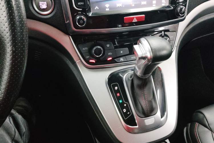 Used Haval H6 2015 Sport Edition 1.5T Automatic Two-Wheel Drive Luxury Model
