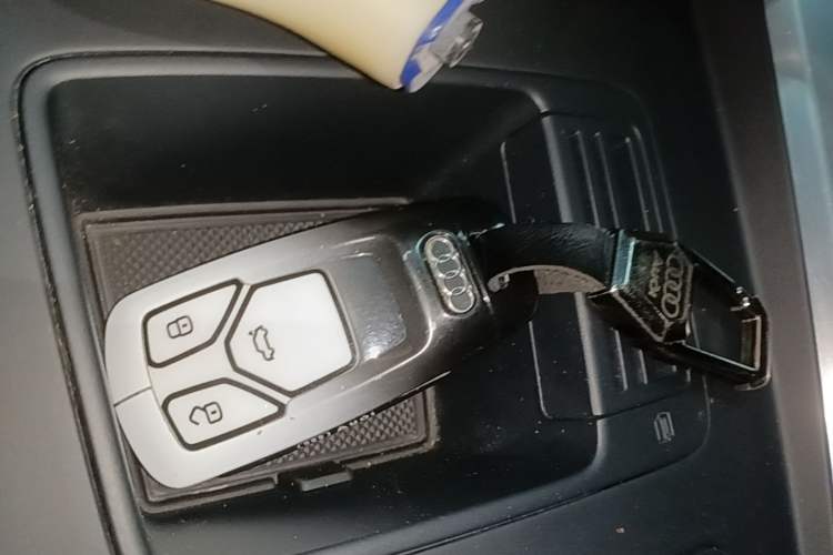 Used Audi A4L 2024 40 TFSI Fashion Dynamic Model
