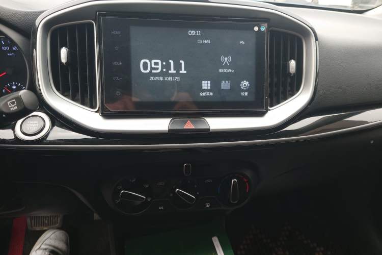 Used Kia kx1 Stonic 2021 1.4L CVT Fun Edition