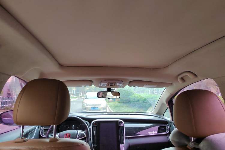 Used BYD Song MAX 2018 1.5T Automatic Smart Connect Elite Model with 6 Seats Headliner